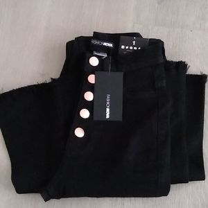 Brand new high waisted bell bottoms☮️